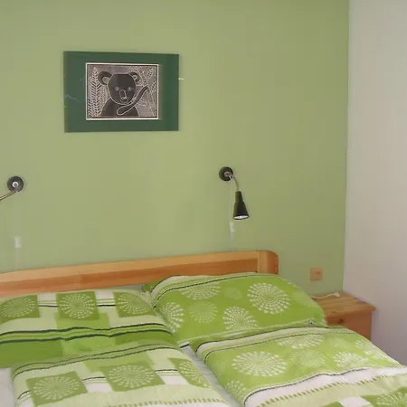 Ekofarma Bily Mrak Gospodarstwo agroturystyczne Borohradek